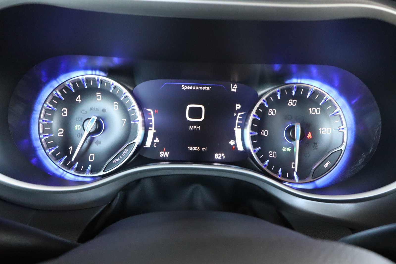 Used 2026 Chrysler Pacifica Select FWD image 23