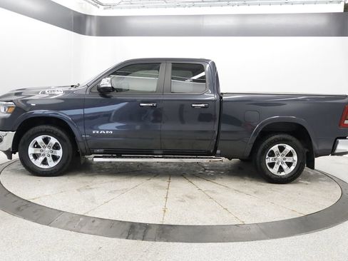 Used 2019 RAM 1500 Laramie AWD/4WD image 2