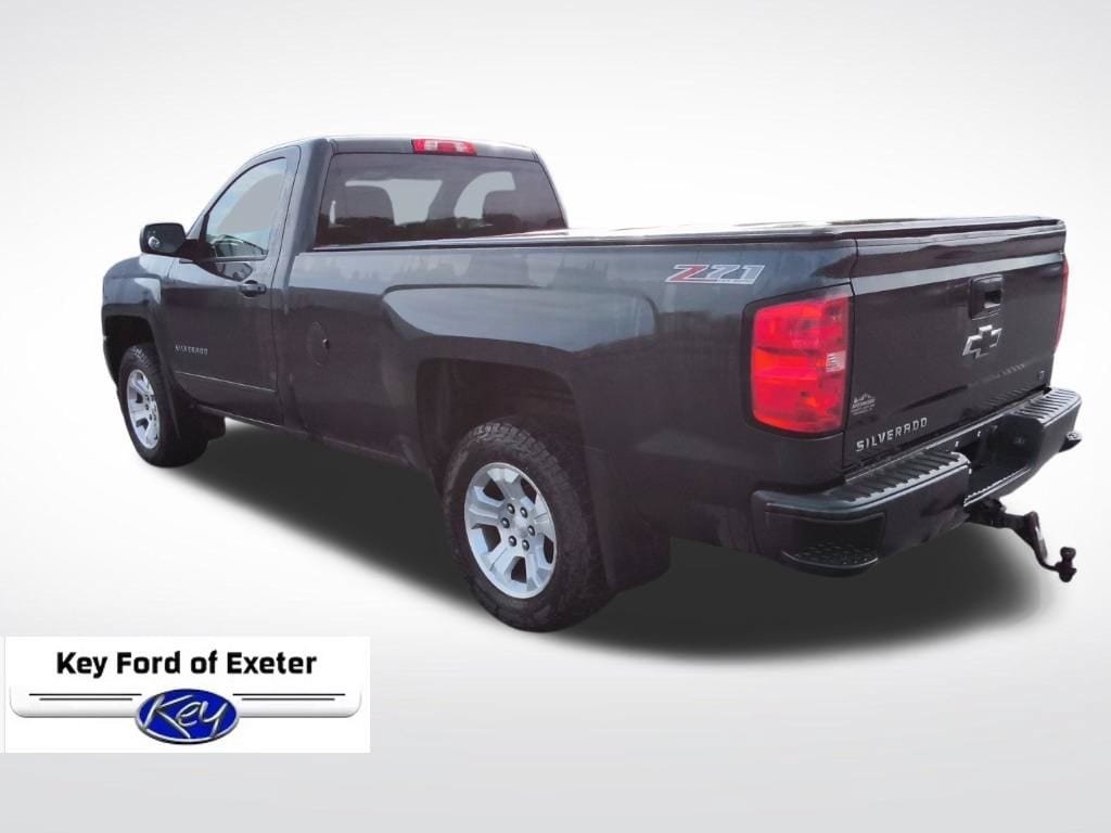 Used 2017 Chevrolet Silverado 1500 LT w/ LT Convenience Package AWD/4WD image 10