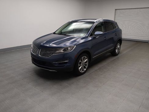 Used 2018 Lincoln MKC Select w/ Select Plus Package AWD/4WD image 2