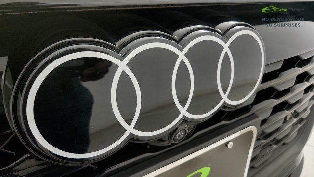 Used 2024 Audi Q8 e-tron Prestige w/ Prestige Package AWD/4WD image 35