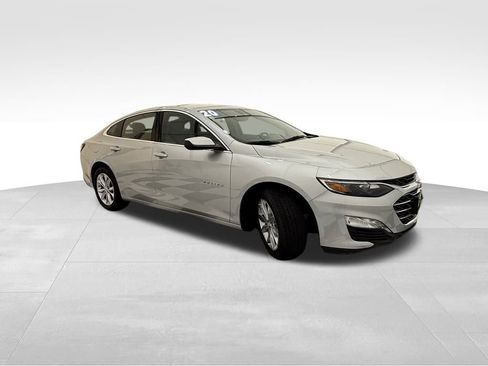 Used 2020 Chevrolet Malibu LT w/ Fleet LT Safety Plus Package image 6
