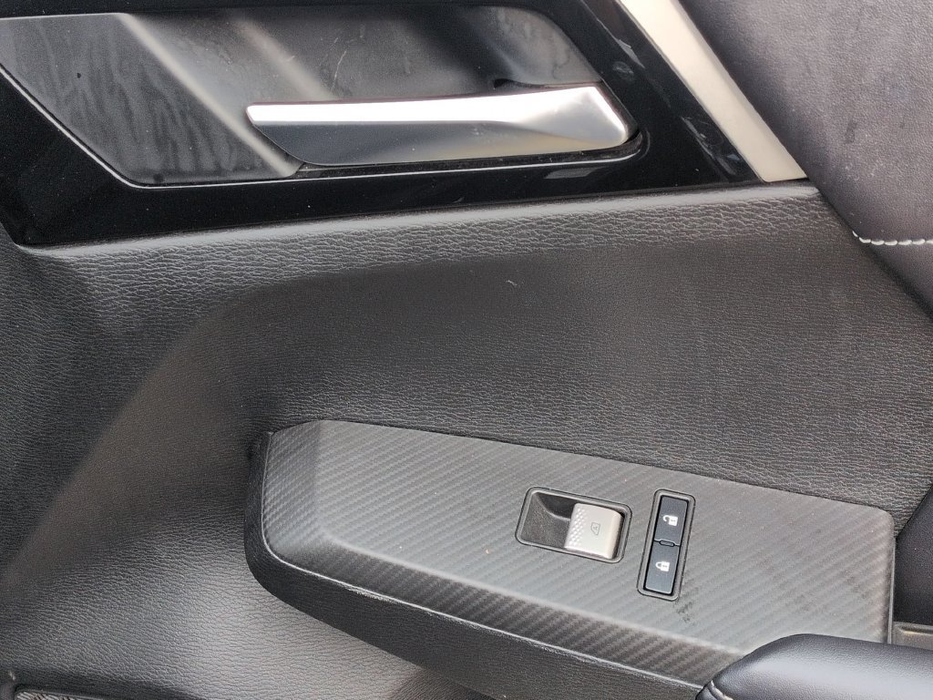 Used 2025 Mitsubishi Outlander SE AWD/4WD image 33