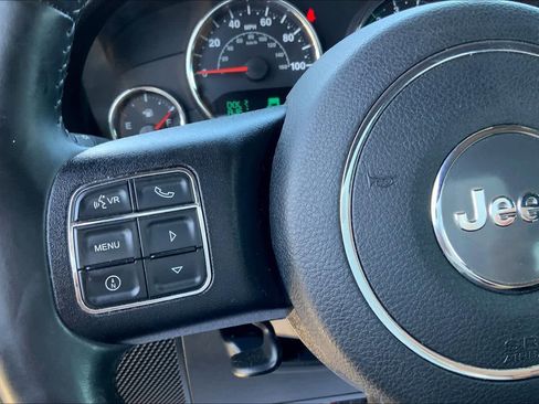 Used 2016 Jeep Wrangler Unlimited Sport w/ Connectivity Group image 21