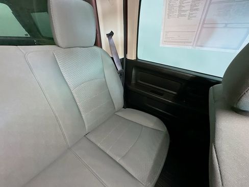 Used 2015 RAM 1500 Express AWD/4WD image 13