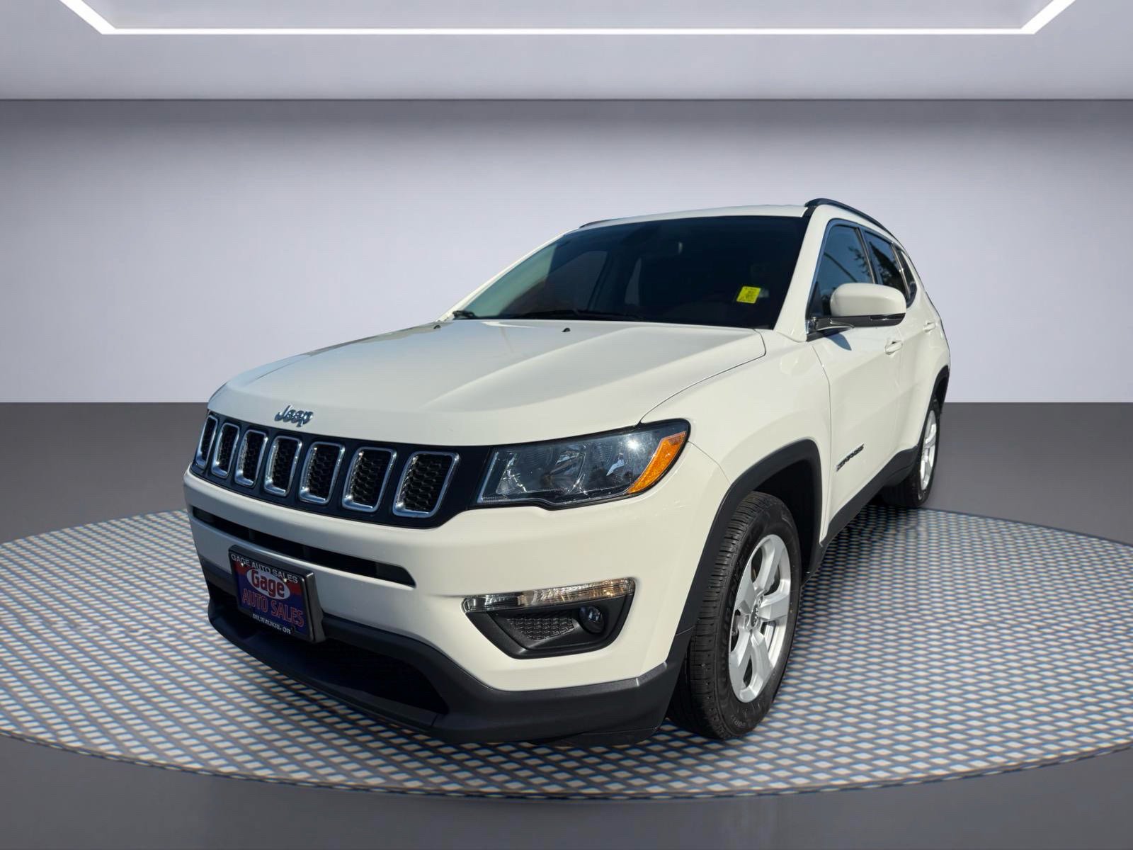 Used 2021 Jeep Compass Latitude FWD image 11