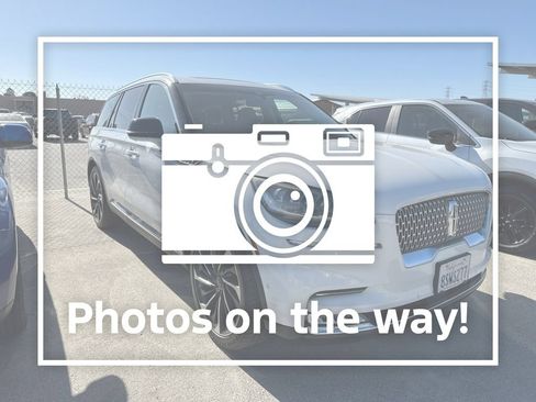 Used 2020 Lincoln Aviator Reserve w/ Equipment Group 201A RWD image 1