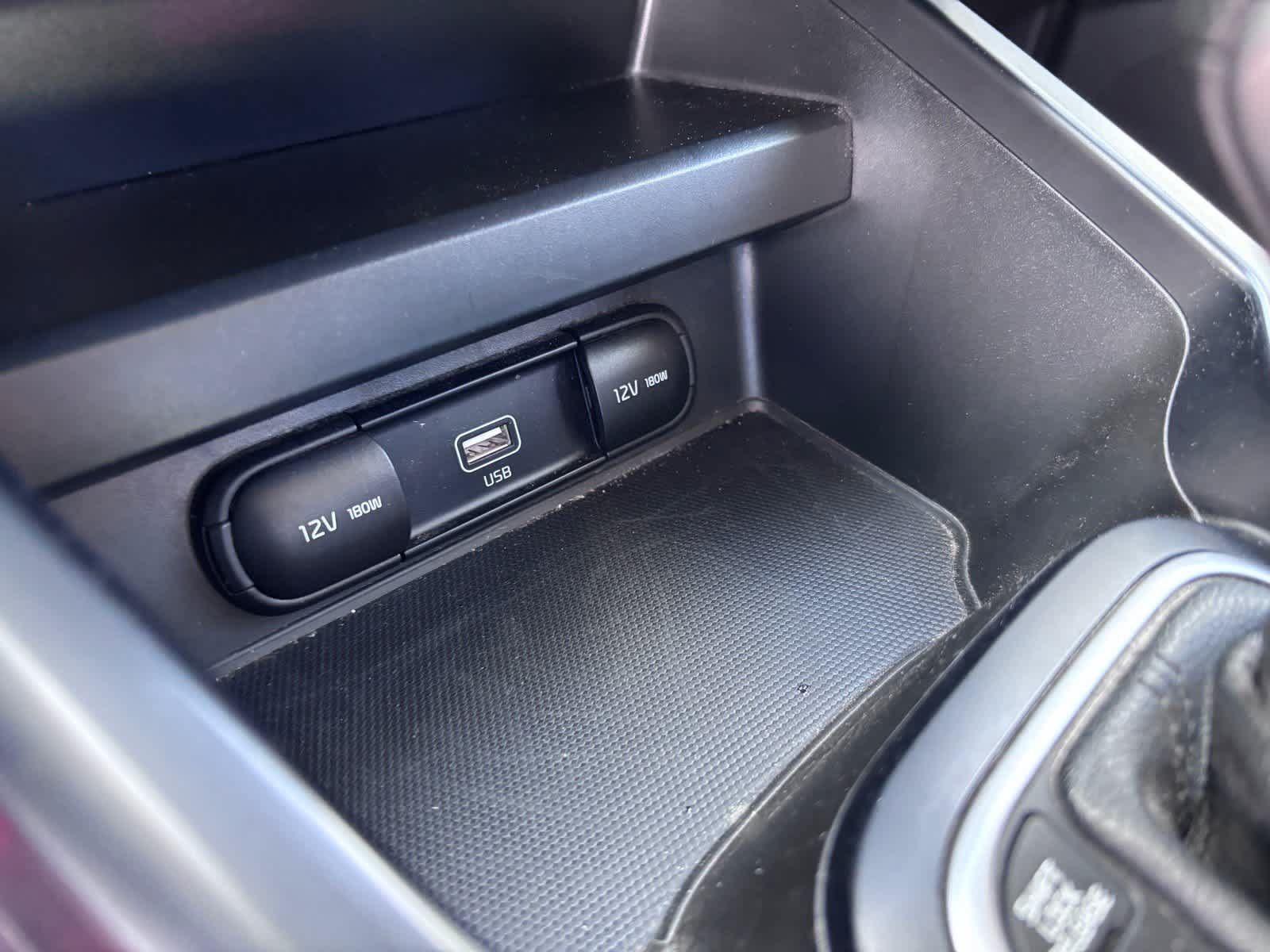 Used 2022 Kia Soul LX FWD image 26
