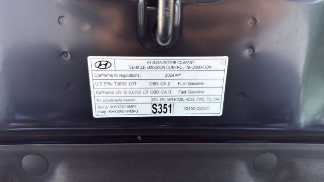 Used 2024 Hyundai Santa Fe Calligraphy AWD/4WD image 32