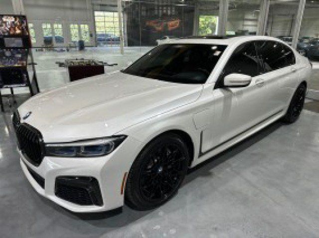 Used 2020 BMW 745e xDrive AWD/4WD image 76
