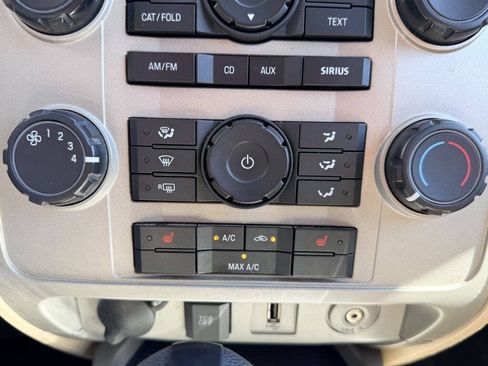 Used 2011 Ford Escape XLT w/ 203A Rapid Spec Order Code AWD/4WD image 20