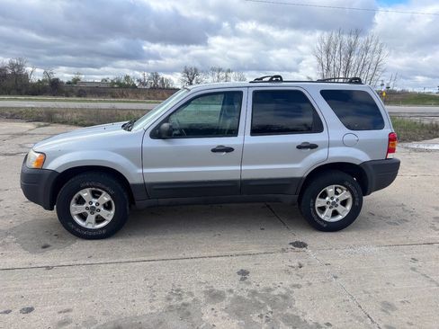 Used 2004 Ford Escape XLT AWD/4WD image 9