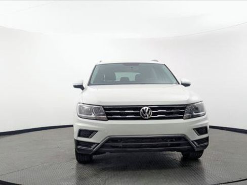 Used 2021 Volkswagen Tiguan S FWD image 12