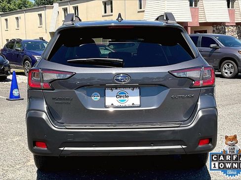 Certified 2024 Subaru Outback Onyx Edition AWD/4WD image 4