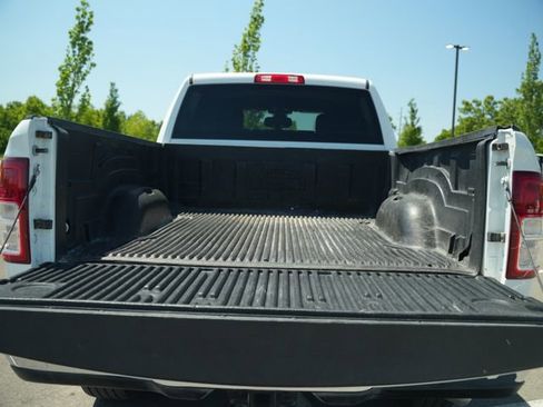 Used 2024 RAM 2500 Big Horn AWD/4WD image 17