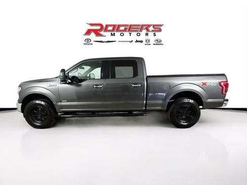Used 2017 Ford F150 XLT w/ Equipment Group 302A Luxury AWD/4WD image 9