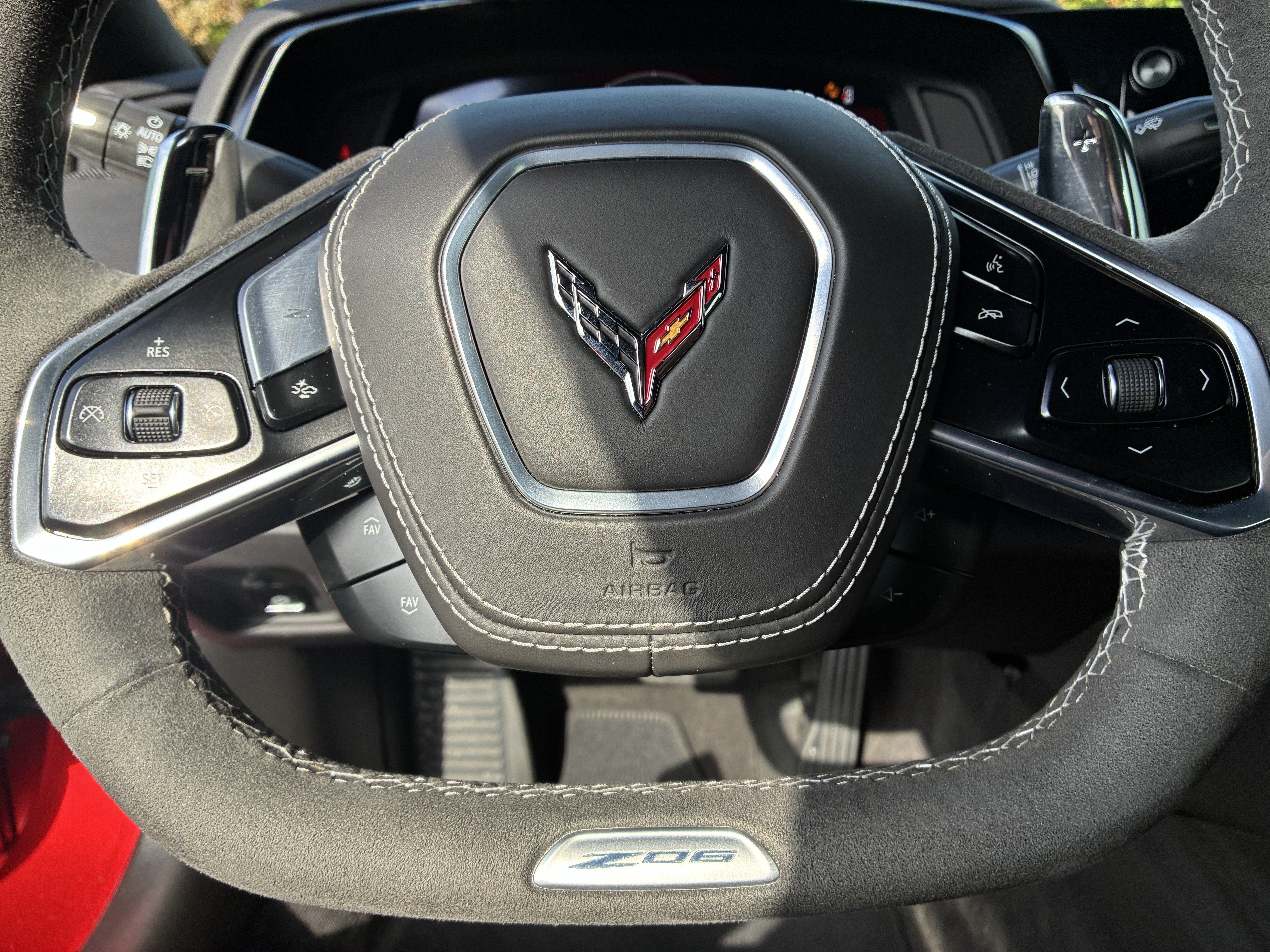 Used 2025 Chevrolet Corvette Z06 RWD image 23