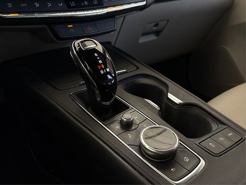 Certified 2023 Cadillac XT4 Luxury image 31