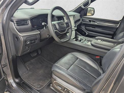 Used 2022 Jeep Wagoneer Series II image 9