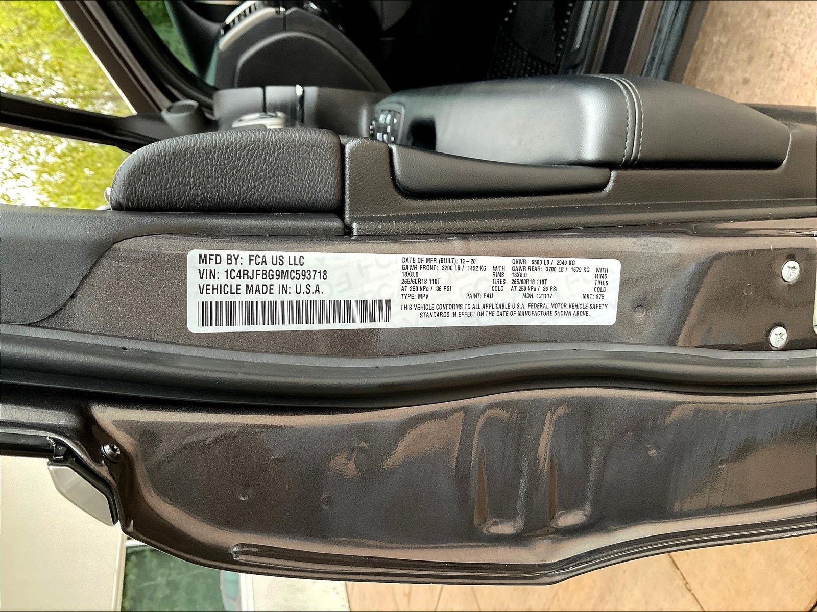 Used 2021 Jeep Grand Cherokee Limited AWD/4WD image 19