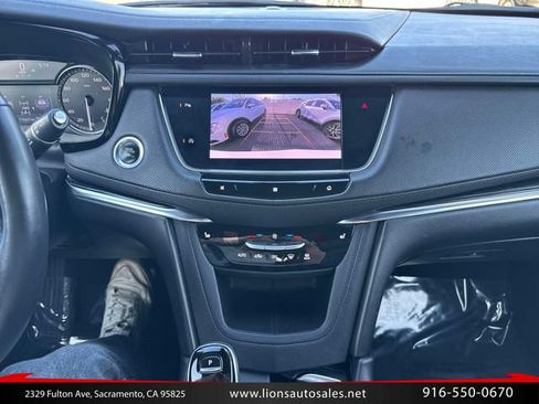 Used 2020 Cadillac XT5 Premium Luxury AWD/4WD image 18