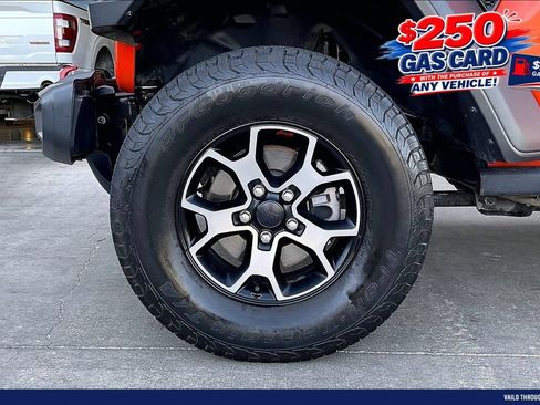 Used 2018 Jeep Wrangler Unlimited Rubicon w/ Safety Group AWD/4WD image 9