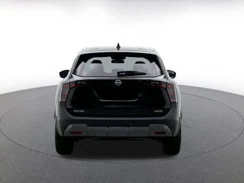 Used 2026 Nissan Kicks SV w/ Cold Weather Package AWD/4WD image 8