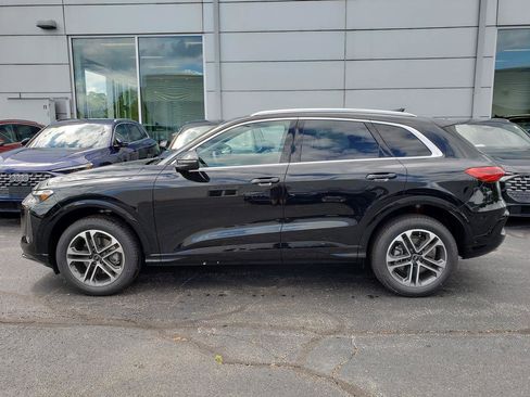 New 2025 Audi Q5 Premium image 2