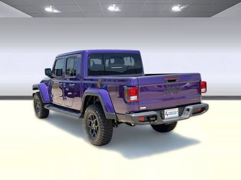 New 2026 Jeep Gladiator Sport AWD/4WD image 3