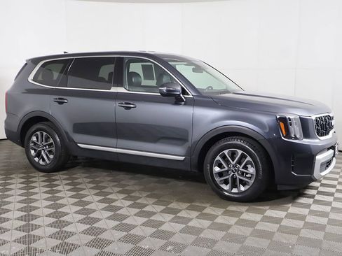 Used 2023 Kia Telluride LX AWD/4WD image 14