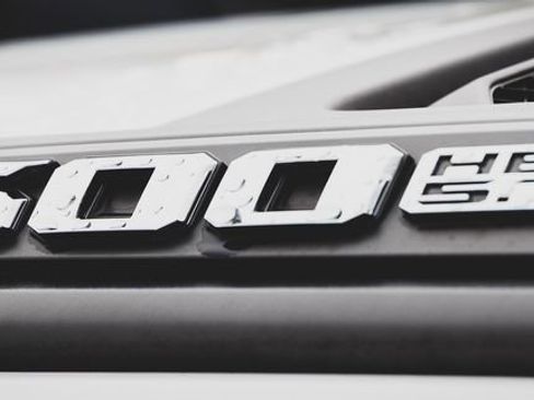 Used 2019 RAM 1500 Laramie w/ Sport Appearance Package image 6