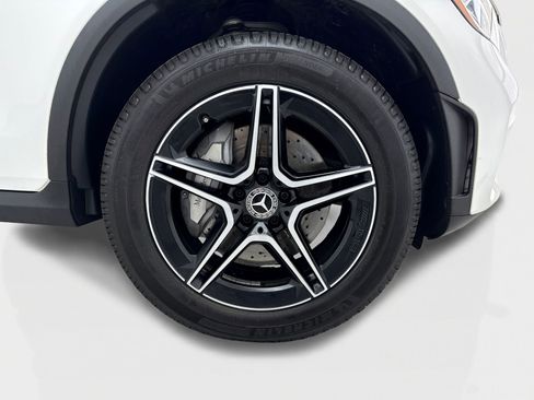 Used 2020 Mercedes-Benz GLC 300 4MATIC w/ AMG Line image 50