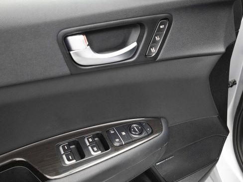Used 2020 Kia Optima Premium FWD image 22