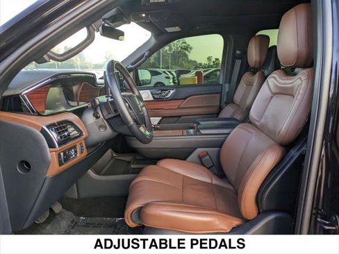 Used 2024 Lincoln Navigator Reserve AWD/4WD image 25