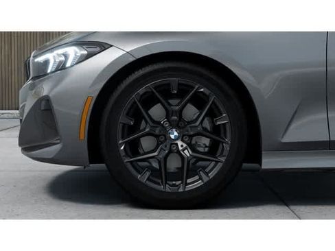 Used 2025 BMW 330i xDrive Sedan w/ M Sport Package image 7