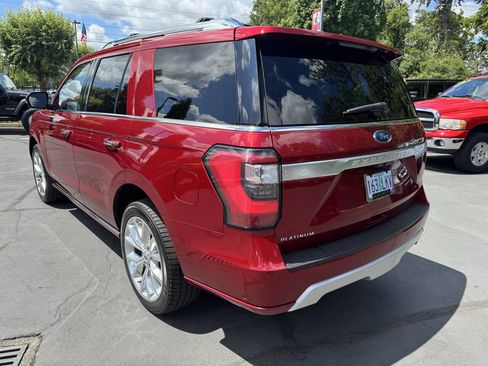 Used 2019 Ford Expedition Platinum image 3