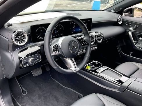 Used 2025 Mercedes-Benz CLA 250 image 14