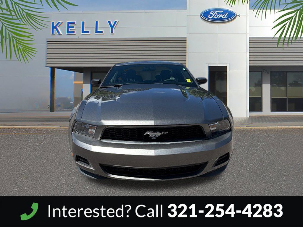 Used 2011 Ford Mustang Coupe RWD image 8