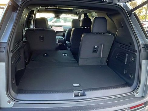 New 2026 Chevrolet Traverse Z71 w/ Driver Confidence Package image 33