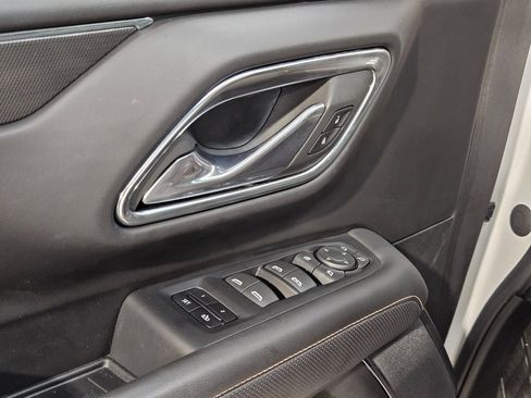 Used 2023 GMC Yukon AT4 w/ AT4 Premium Plus Package AWD/4WD image 21