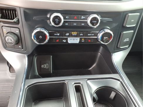 Used 2025 Ford F150 XLT w/ Equipment Group 302A MID image 24