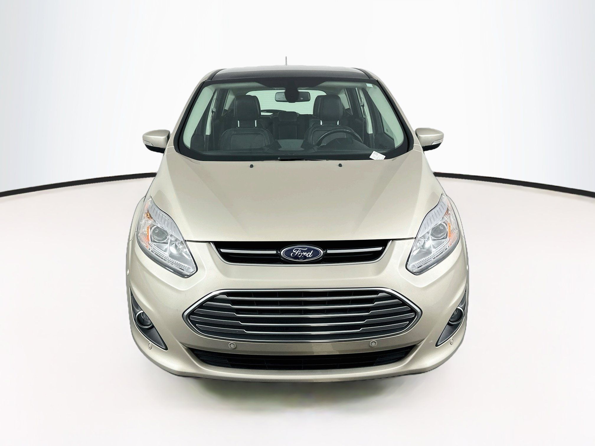 Used 2018 Ford C-MAX Titanium w/ Equipment Group 301A FWD image 2