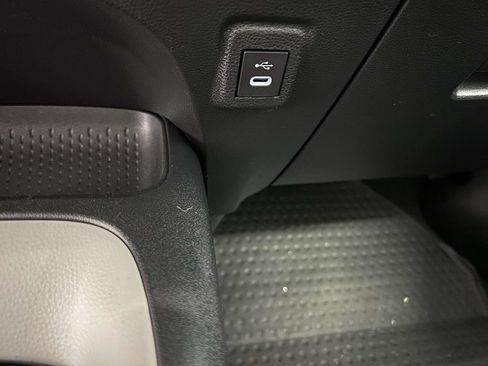 Used 2026 Toyota Corolla LE FWD image 23