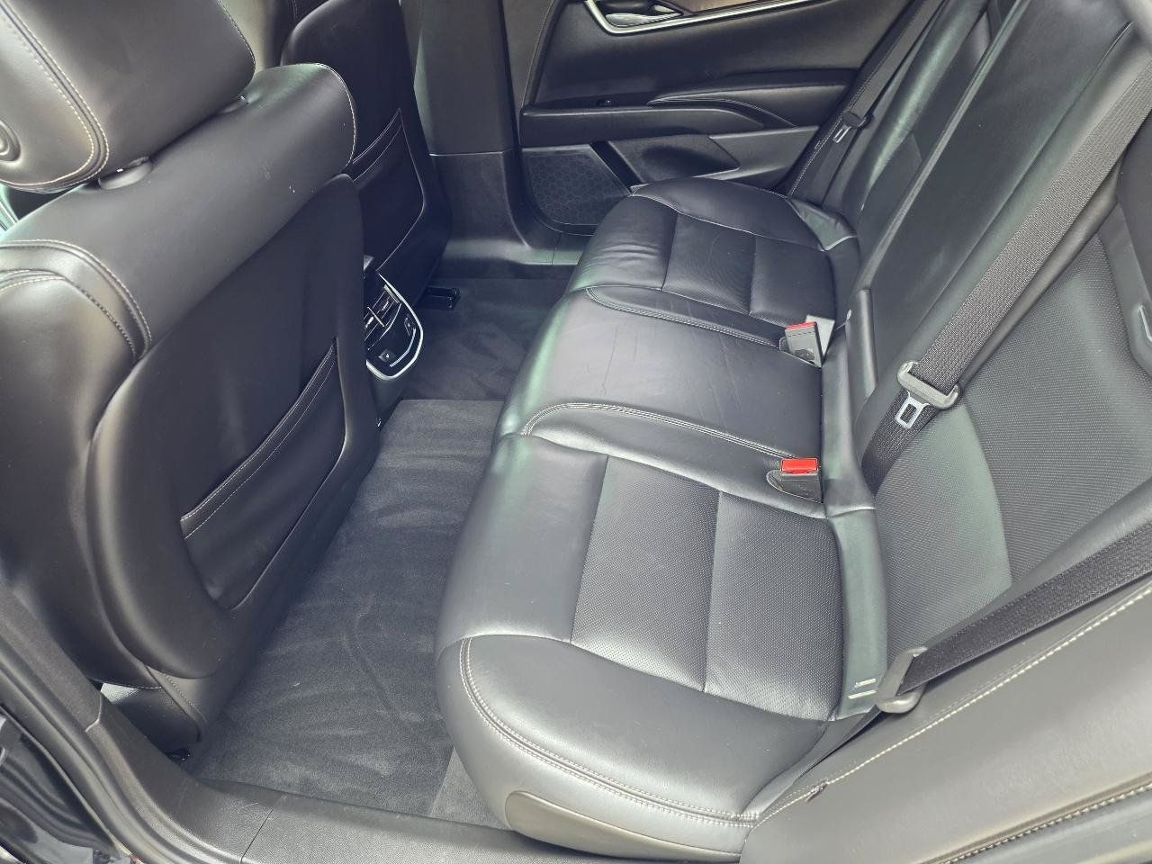 Used 2018 Cadillac XTS Luxury AWD/4WD image 9