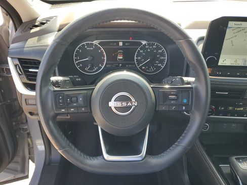 Certified 2023 Nissan Rogue SL w/ SL Premium Package image 17