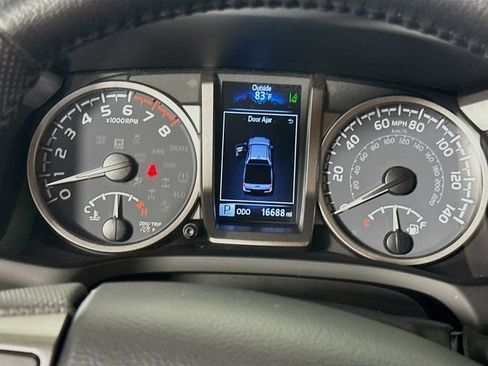 Certified 2023 Toyota Tacoma SR5 AWD/4WD image 13
