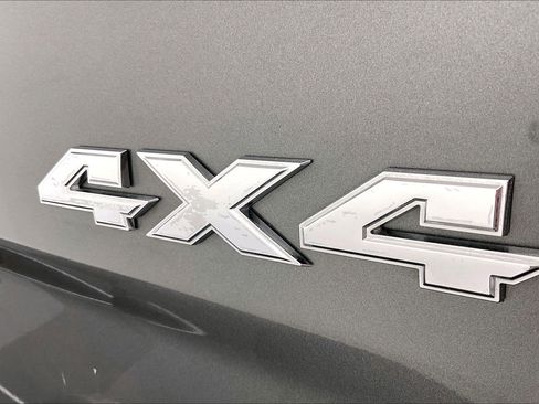 Used 2013 RAM 2500 Tradesman w/ Chrome Appearance Group image 7