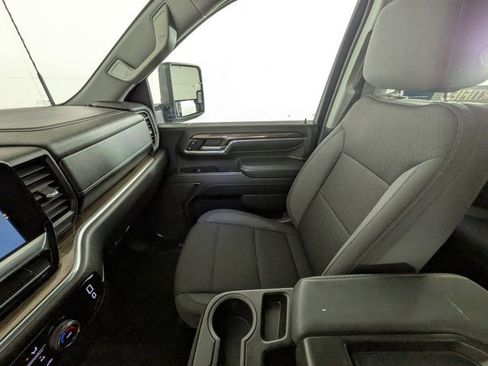 Certified 2024 Chevrolet Silverado 2500 LT image 29