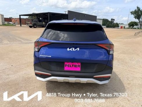 Certified 2024 Kia Sportage EX FWD image 10