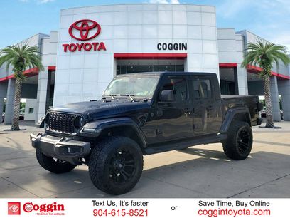 Used 2024 Jeep Gladiator Sport